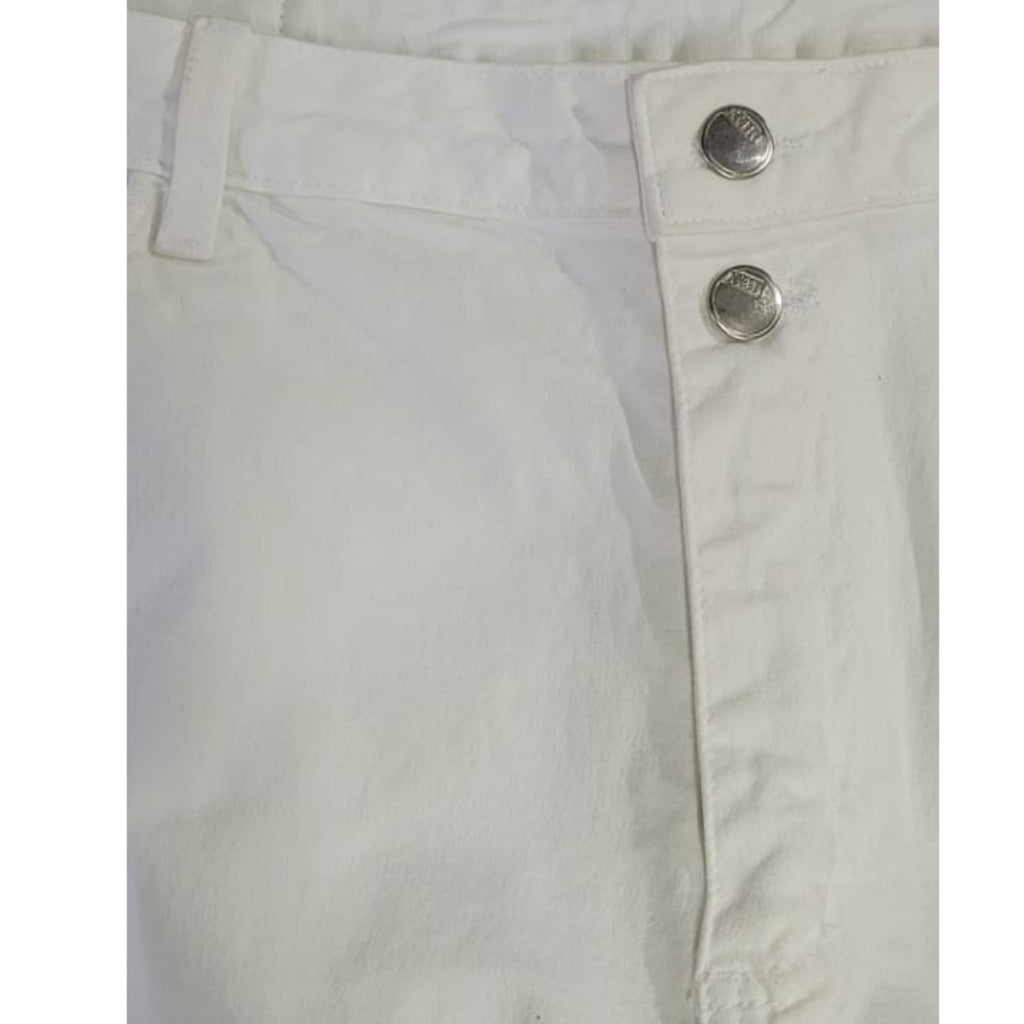 Short Jeans Feminino Branco Cintura Alta com Barra Desfiada