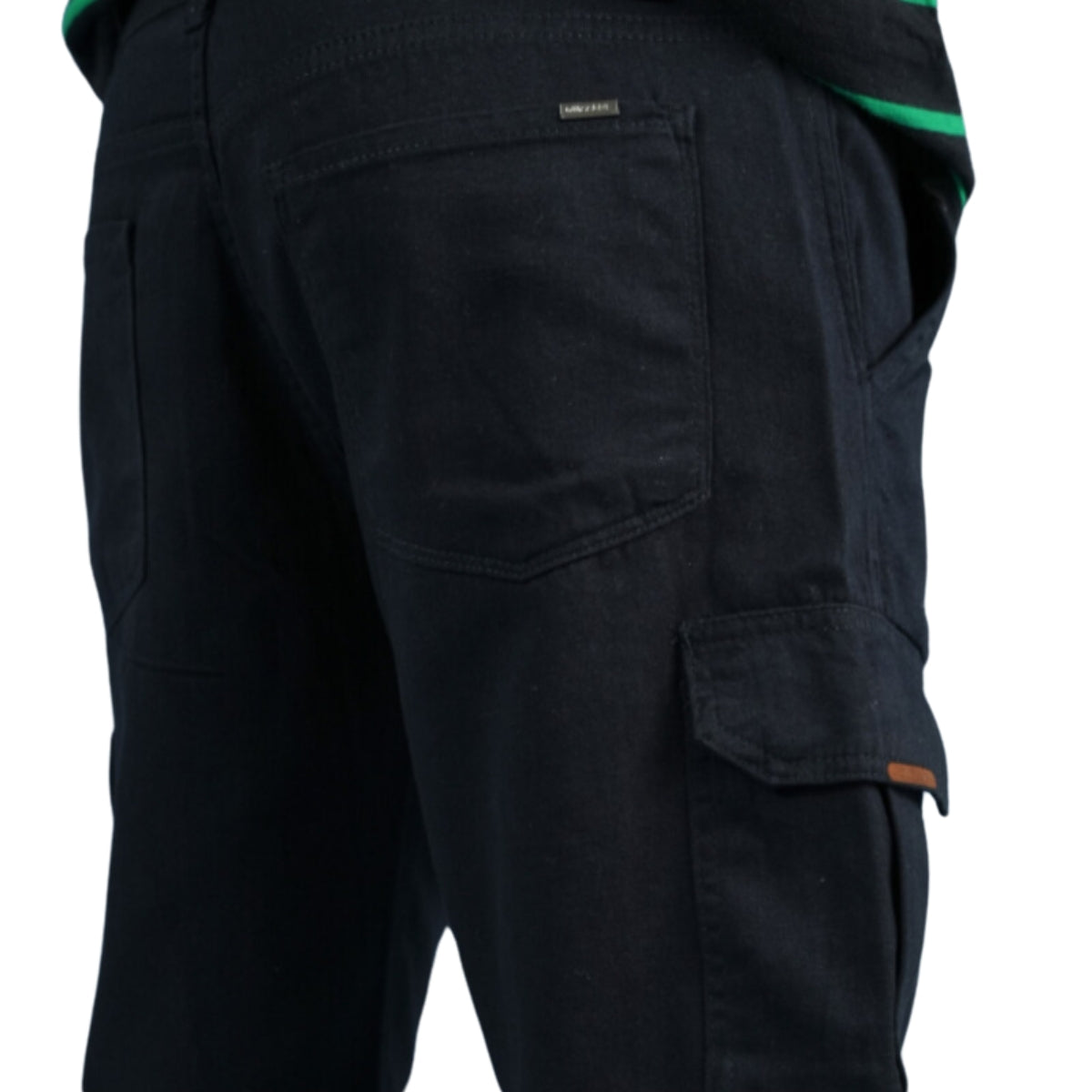 Bermuda Masculina Cargo Jeans com Bolsos Laterais