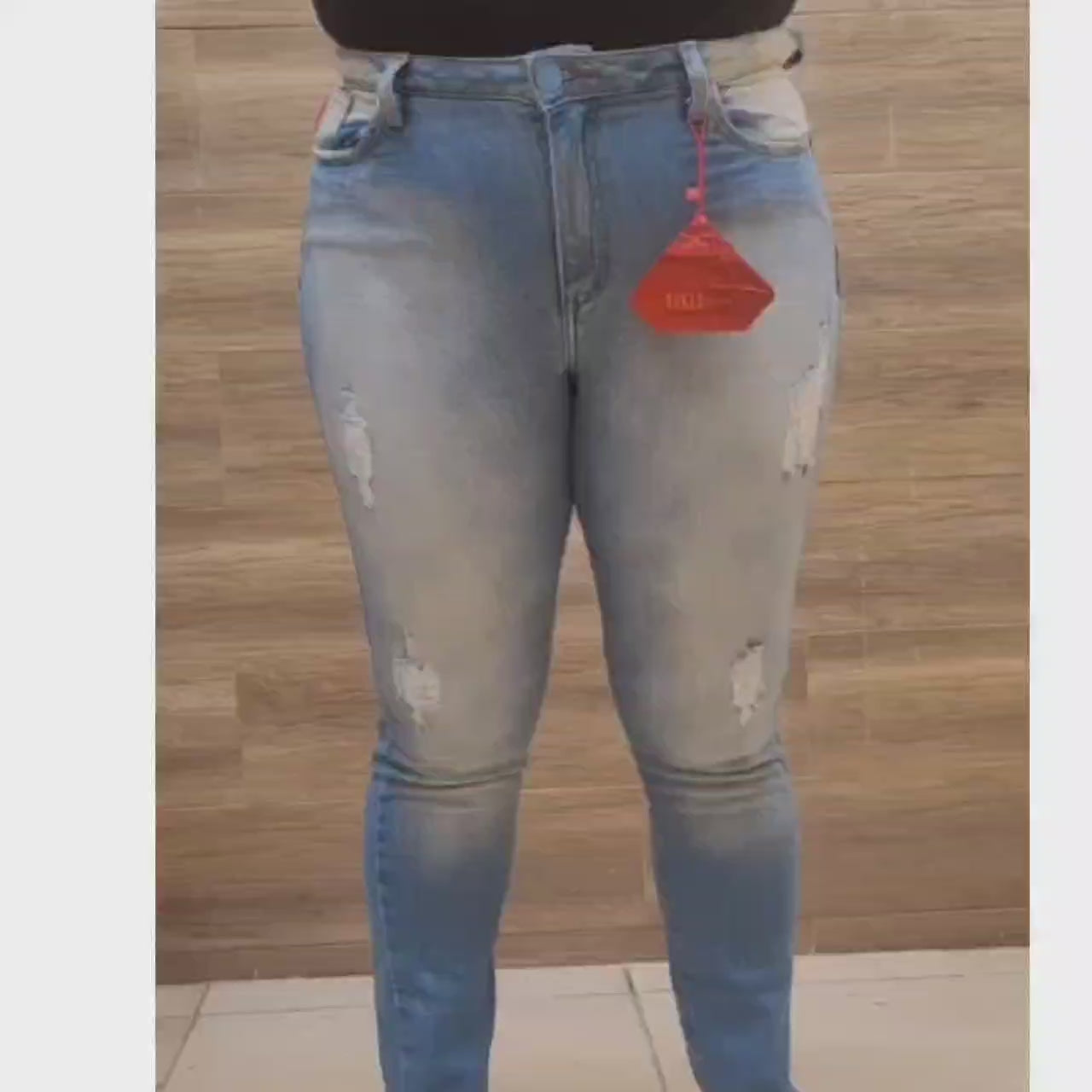 Calça Jeans Skinny Feminina com Barra Desfiada